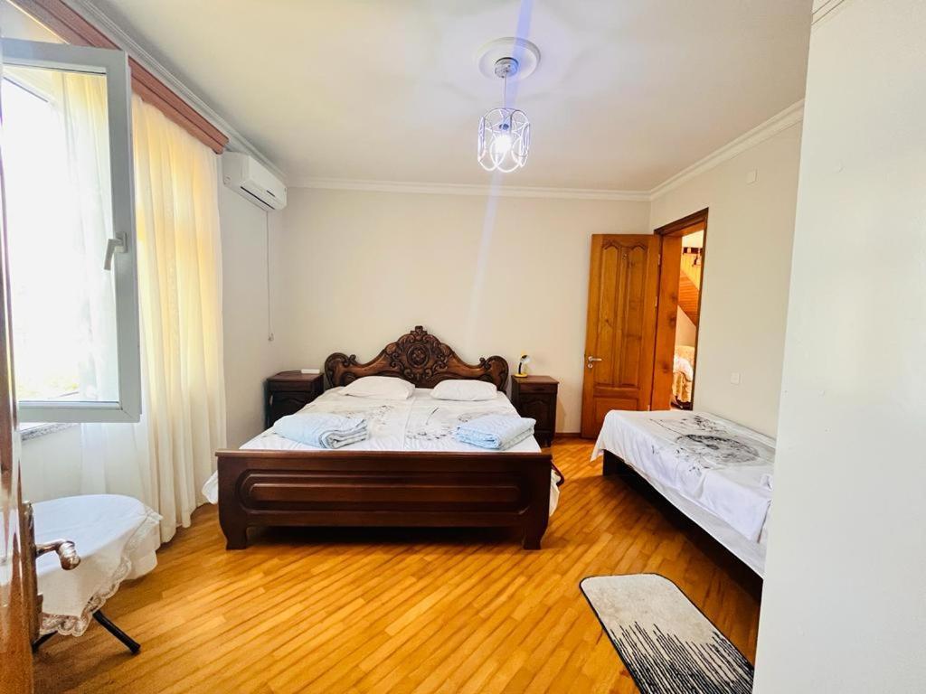 Dato's GuestHouse Makhinjauri Eksteriør billede